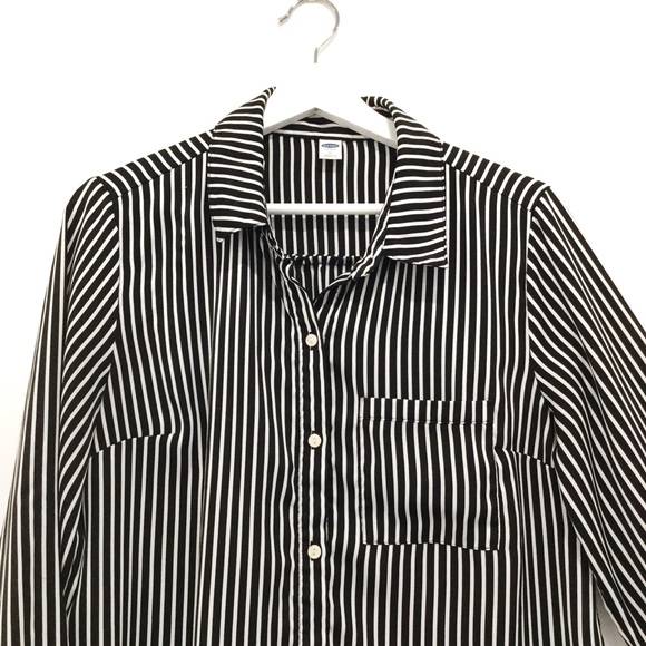 Black & White Old Navy Striped Button Blouse Sz M - Picture 2 of 5
